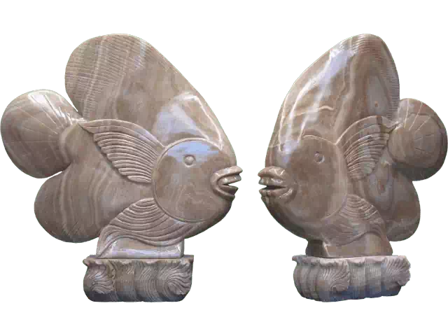 poisson sculpture statue